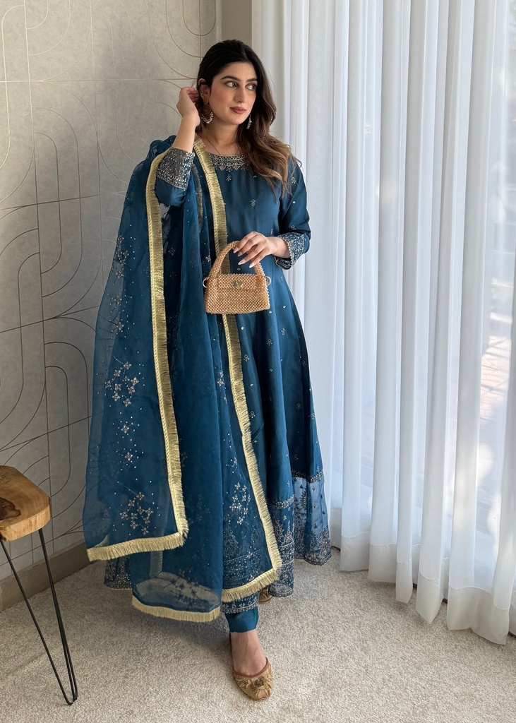 https://cdn.shopify.com/s/files/1/2337/7003/files/IMG_1118-174414568293437_79911279-eca7-4d10-996a-5a8b9b746939.jpg