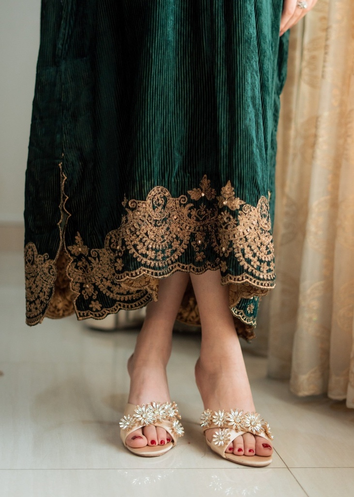 https://cdn.shopify.com/s/files/1/2337/7003/files/cropped_image-173255646276532_d2d96981-b95f-4f87-a777-ef1b768e0cb4.jpg