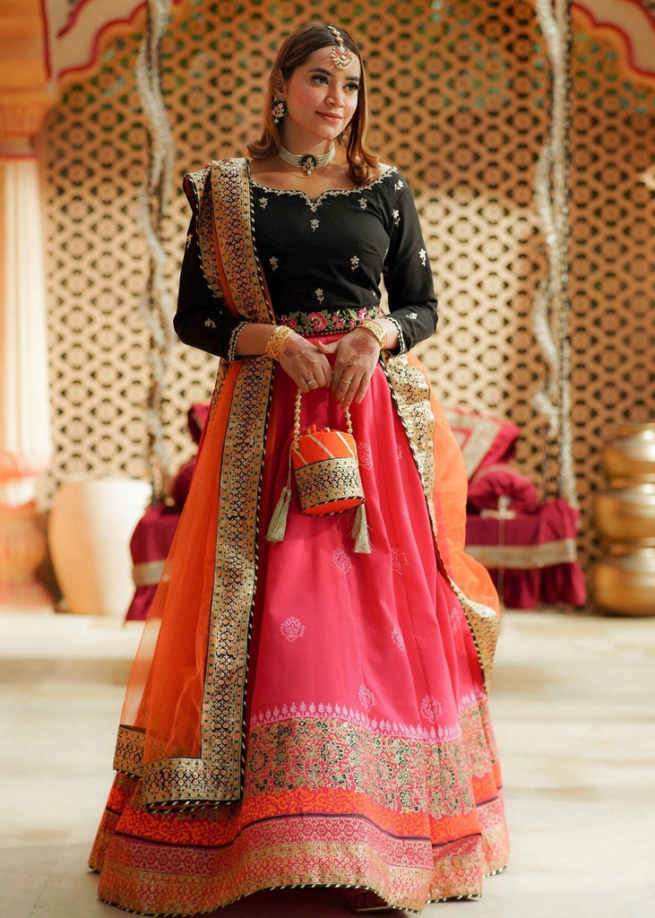Raw silk Lehenga in Pink