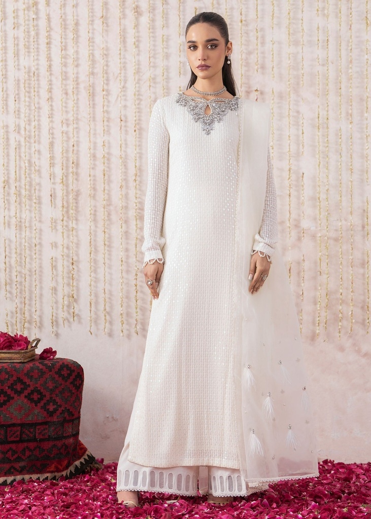 Kurta Set in White by Rang-e-Haya