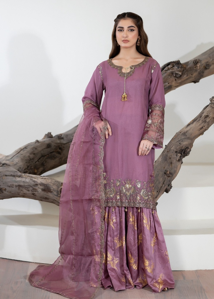 Gharara in Mauve pink by Pehnawa By Bin Akram’s
