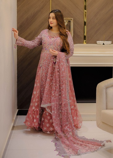 Net Lehenga in Tea rose pink