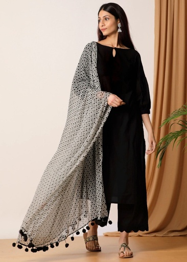 [MLN8159] Kurta Set in Black by Zeekstore