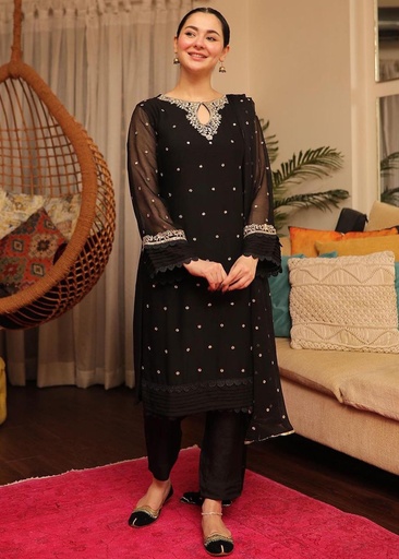 [GXP9335] Kurta Set in Black by Agha Jaan