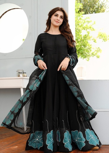 [RJL0825] Maxi in Black by Miss & Mrs