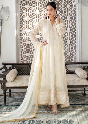 [FNN1357] Maxi in Off-white by Manahils